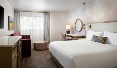 King Suite with Sofa Bed