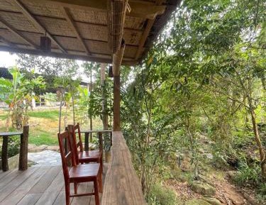 One-Bedroom Bungalow
