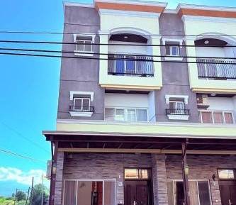 Five-Bedroom Apartment
