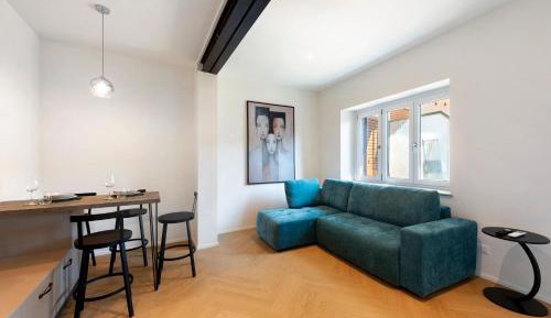 Superior One-Bedroom Apartment with Balcony