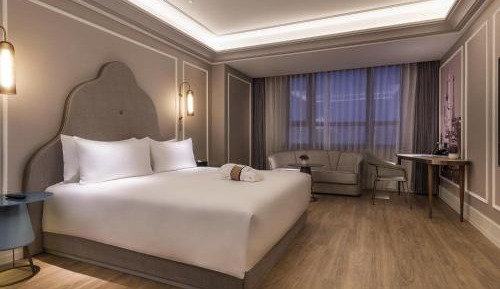 Executive King Room