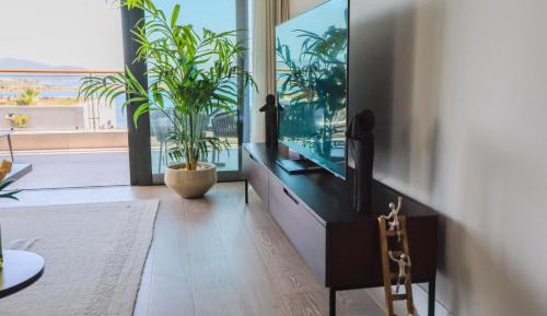 One-Bedroom Apartment with Sea View and Terrace