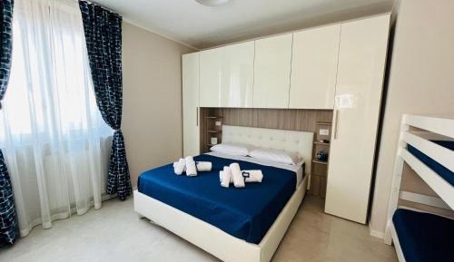 Quadruple Room with Private Bathroom