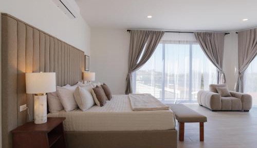 Deluxe Villa