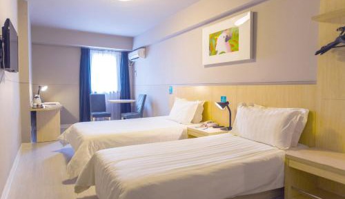 Standard Twin Room C