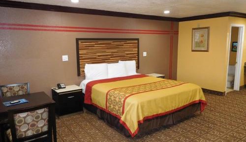 King Room - Non-Smoking