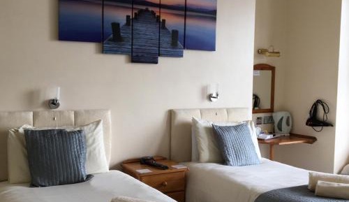 Standard Twin Room with Sea View