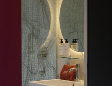 Standard Suite