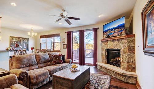 Four-Bedroom Holiday Home