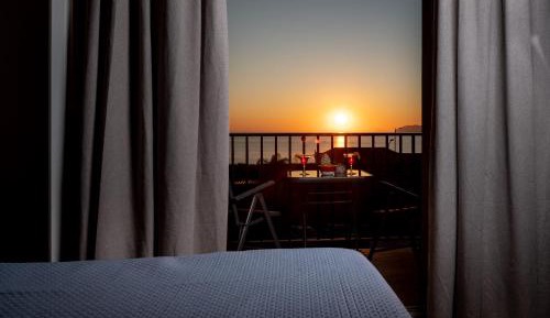 One-Bedroom Apartment with Sea View