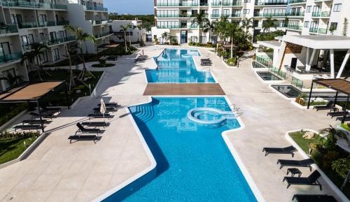 Three-Bedroom Premium Apartment