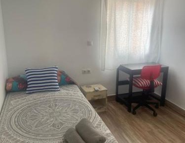Standard Single Room with Shower