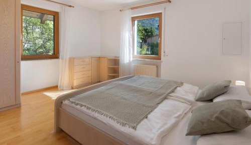 Superior One-Bedroom Apartment