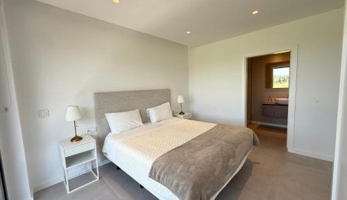 Two-Bedroom Deluxe Apartment