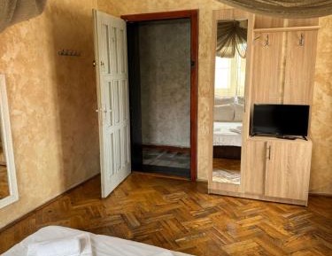 Double Room with Shared Bathroom