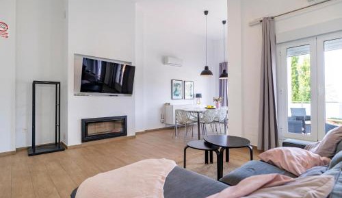 Five-Bedroom Holiday Home
