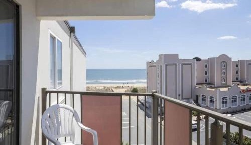 Tower 1 Side View Room