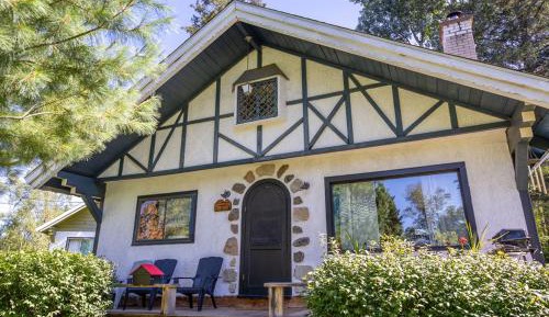 Three-Bedroom Chalet