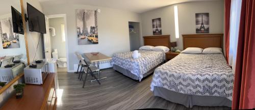 Queen Room with Two Queen Beds