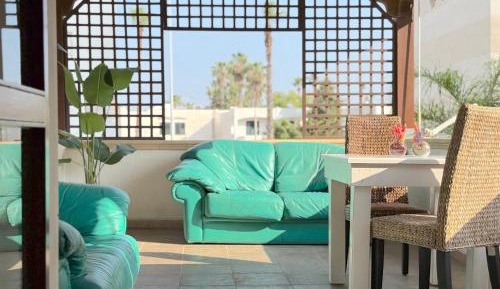 One-Bedroom Apartment with Balcony