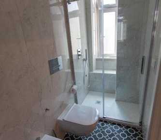 Twin Room with Bathroom
