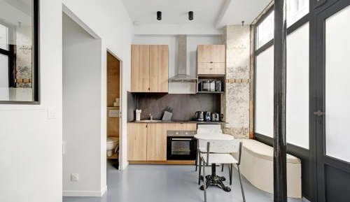 Studio Apartment
