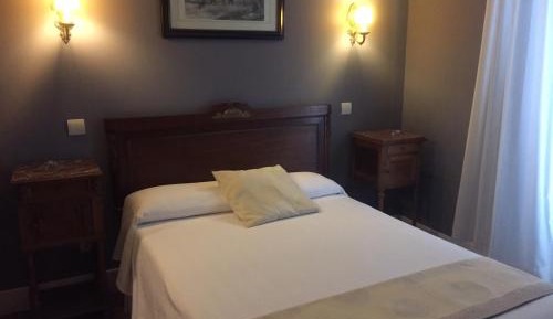 Double or Twin Room with Shower