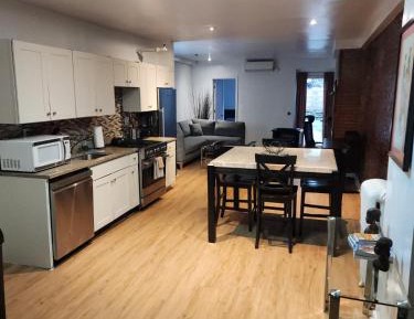 Deluxe Two-Bedroom Apartment with Garden View