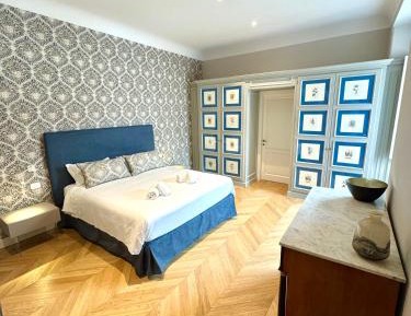 Two-Bedroom Deluxe Apartment