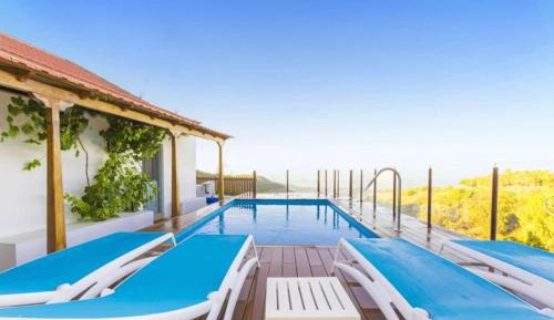 Three-Bedroom Chalet