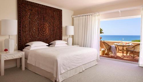 Deluxe Royal Suite