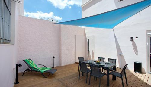 Apartment with Terrace
