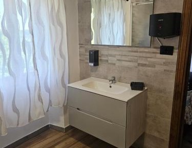 Double Room with Shared Bathroom