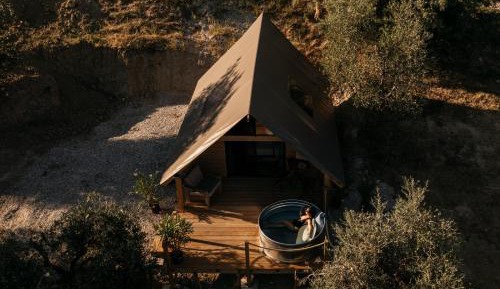 Deluxe Bungalow