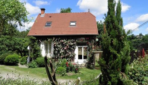 Holiday Home (6 Adults)