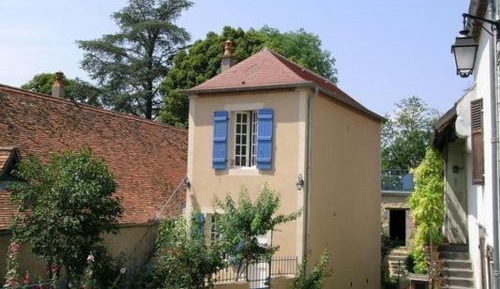 Holiday Home (4 Adults)