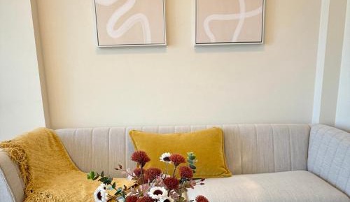 Studio Apartment with Queen Bed