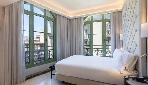 Double Room with Wall View