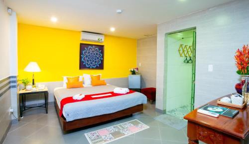 Double Room with Private Bathroom