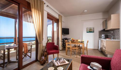 Studio (2 Adults)