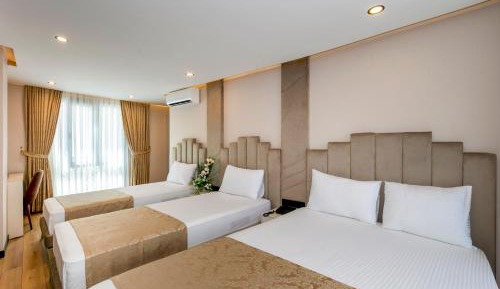 Deluxe Quadruple Room