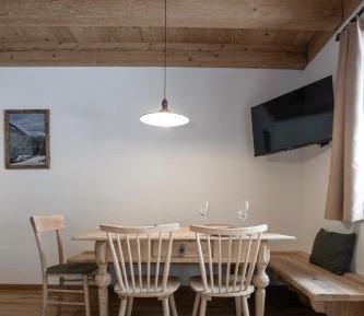 One-Bedroom Apartment - Non-Smoking