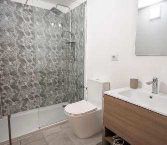 Triple Room with Private Bathroom