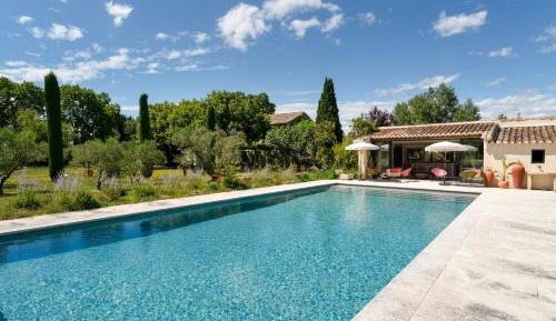 Villa with Garden View