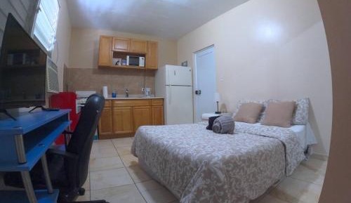 One-Bedroom Apartment