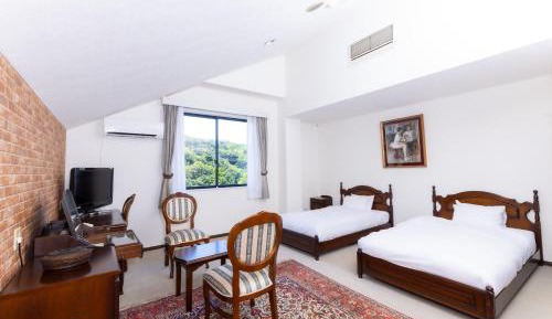 Deluxe Twin Room