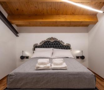 Deluxe Suite with Spa Bath