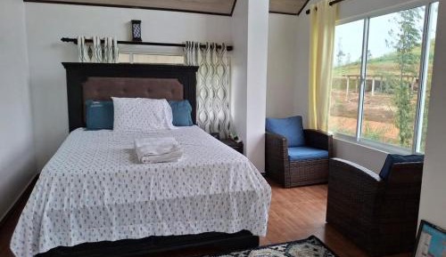 Queen Room with Balcony