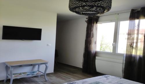 Three-Bedroom Vacation Home 
