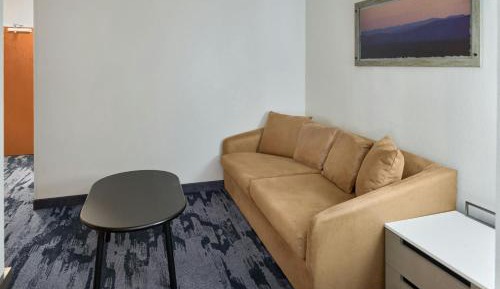 Executive Queen Suite